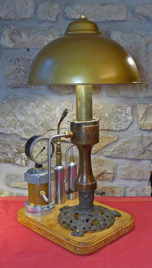 Steampunk Lamp 85_0156.jpg